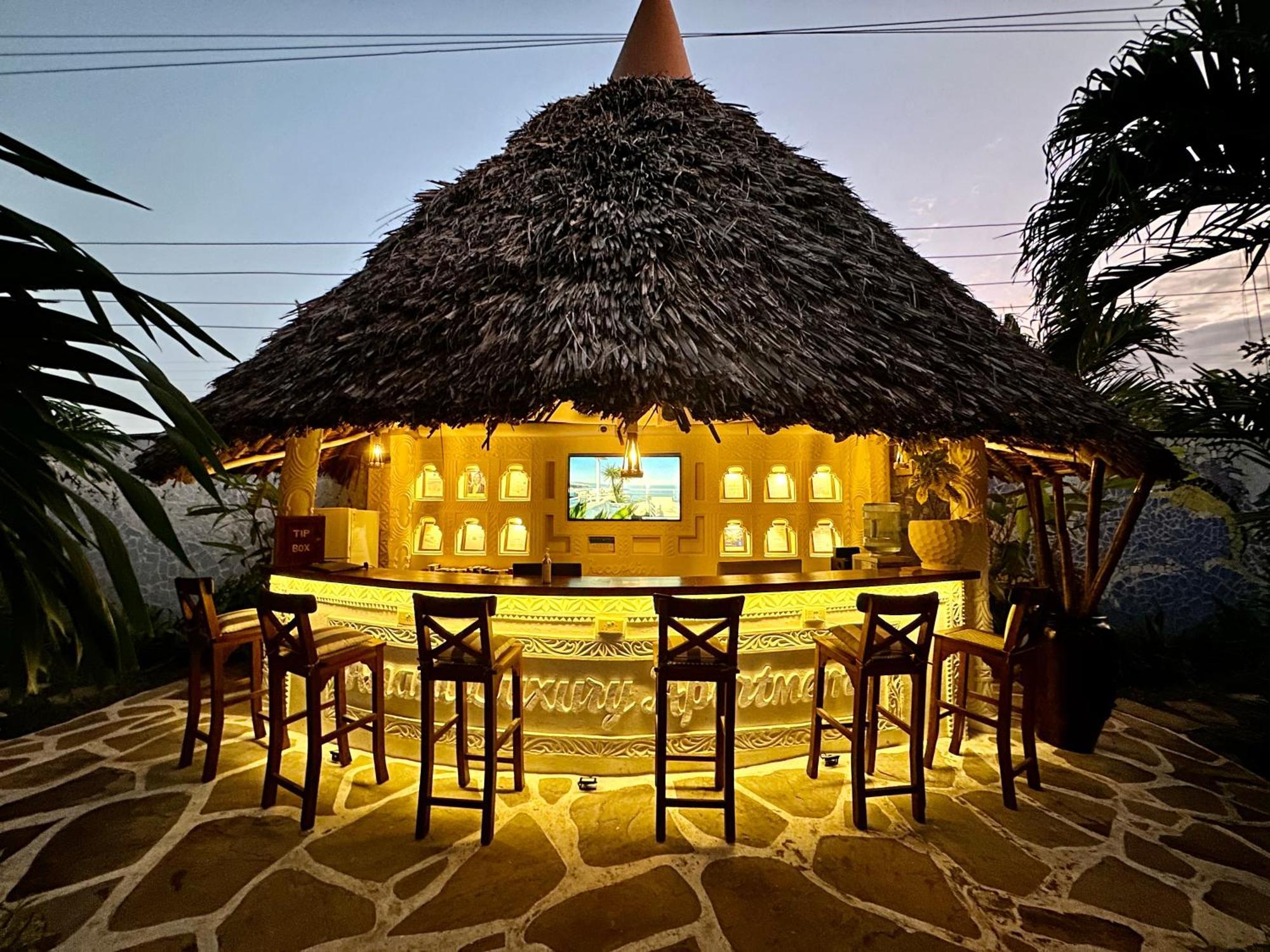Amani Luxury Apartments Mombasa Esterno foto