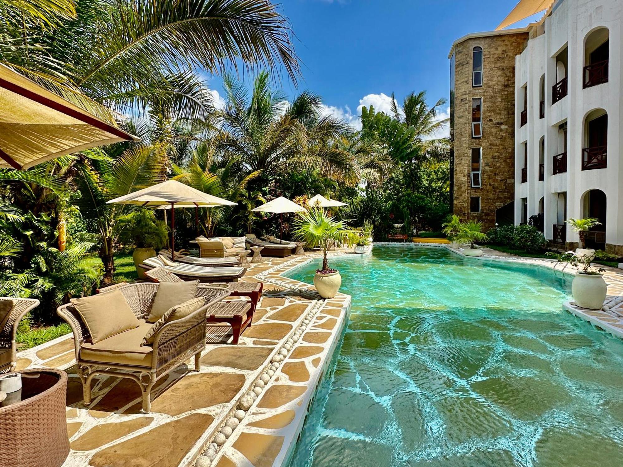 Amani Luxury Apartments Mombasa Esterno foto