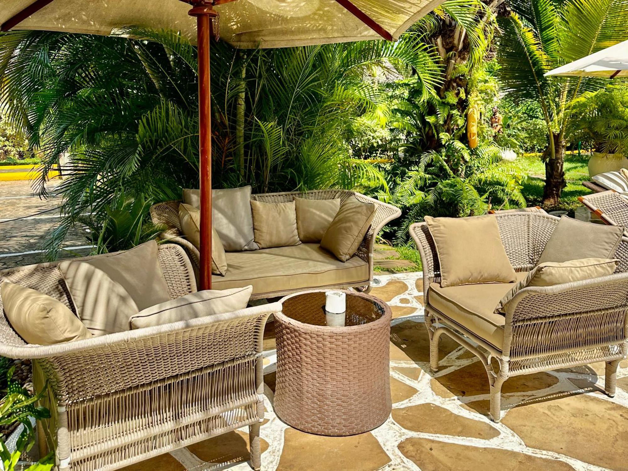 Amani Luxury Apartments Mombasa Esterno foto