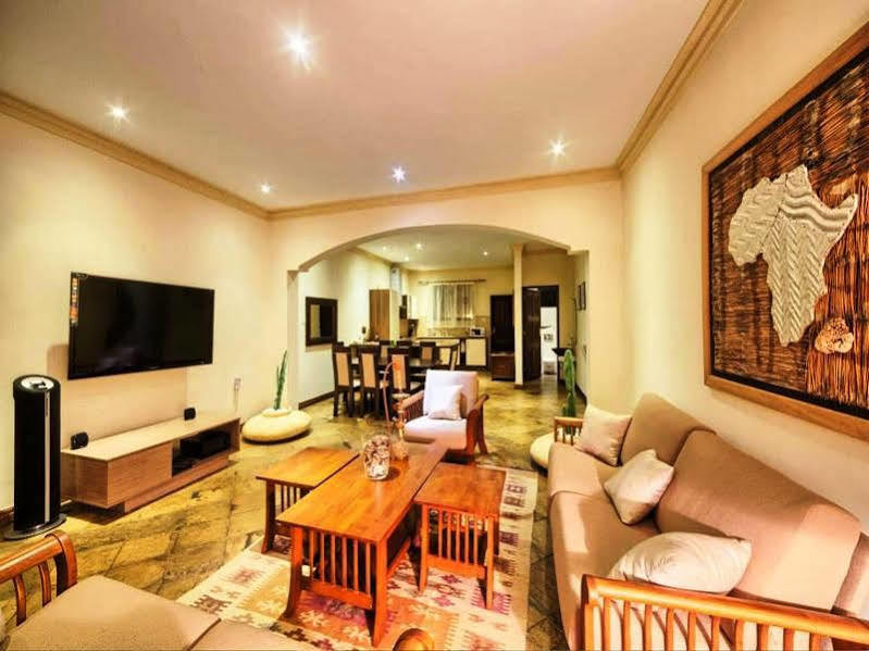 Amani Luxury Apartments Mombasa Esterno foto