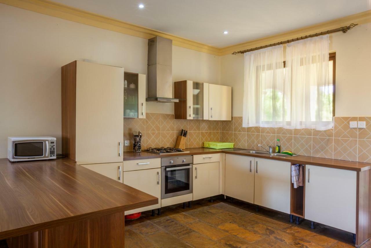 Amani Luxury Apartments Mombasa Esterno foto