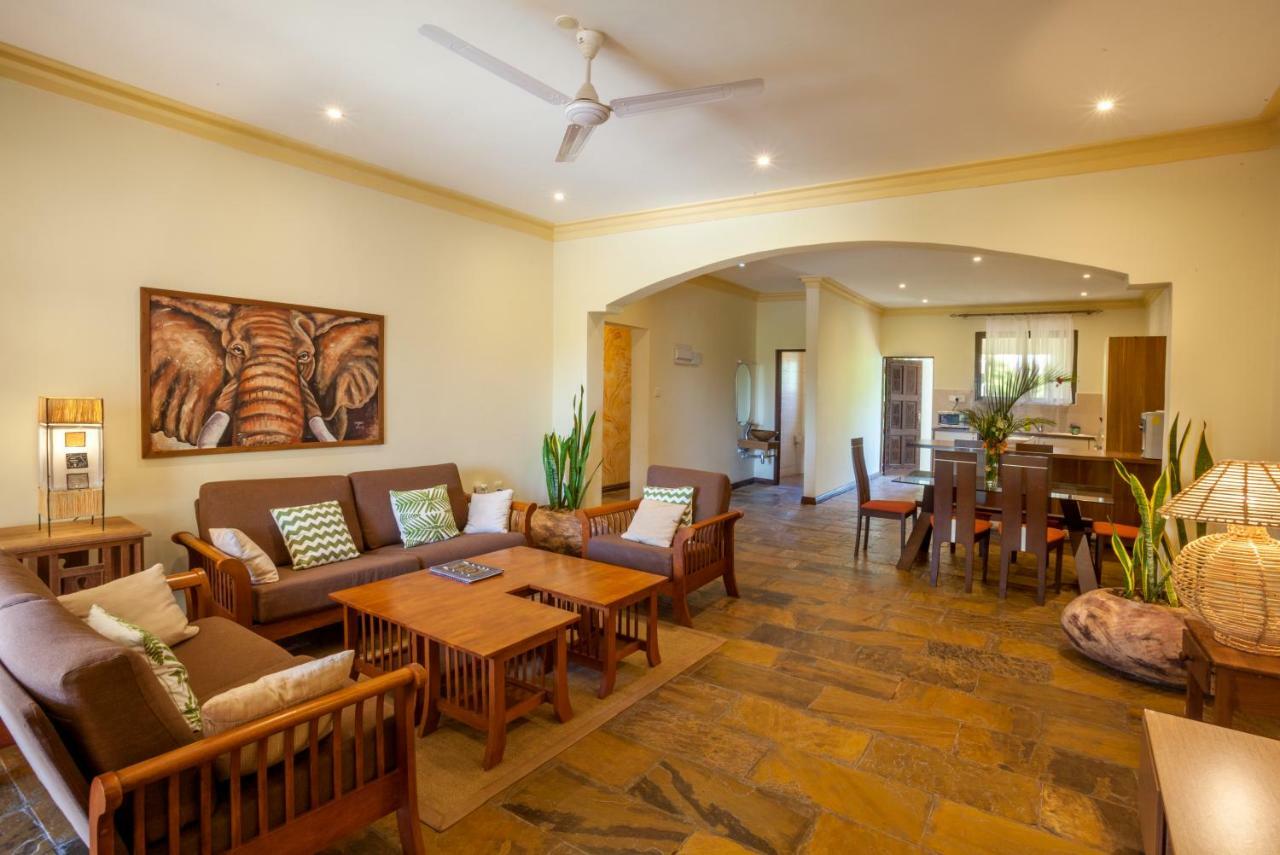 Amani Luxury Apartments Mombasa Esterno foto